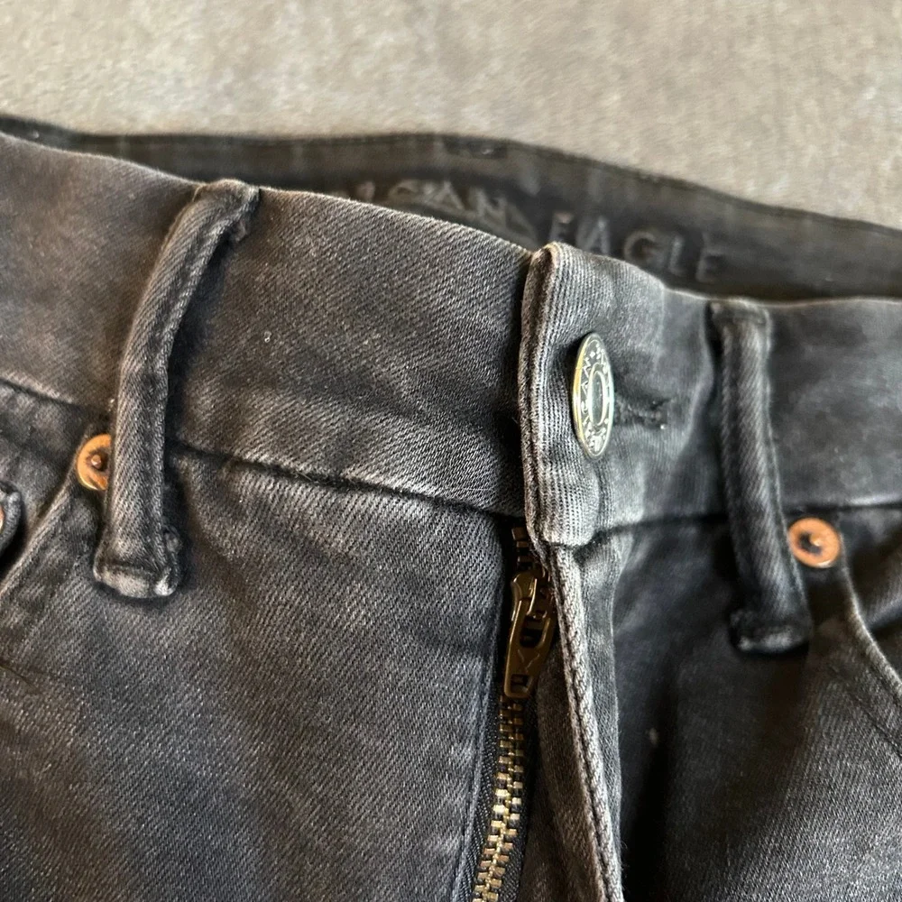 American Eagle Jeans Jeggings Black Wash Distressed Denim Pants‎ Womens size 6